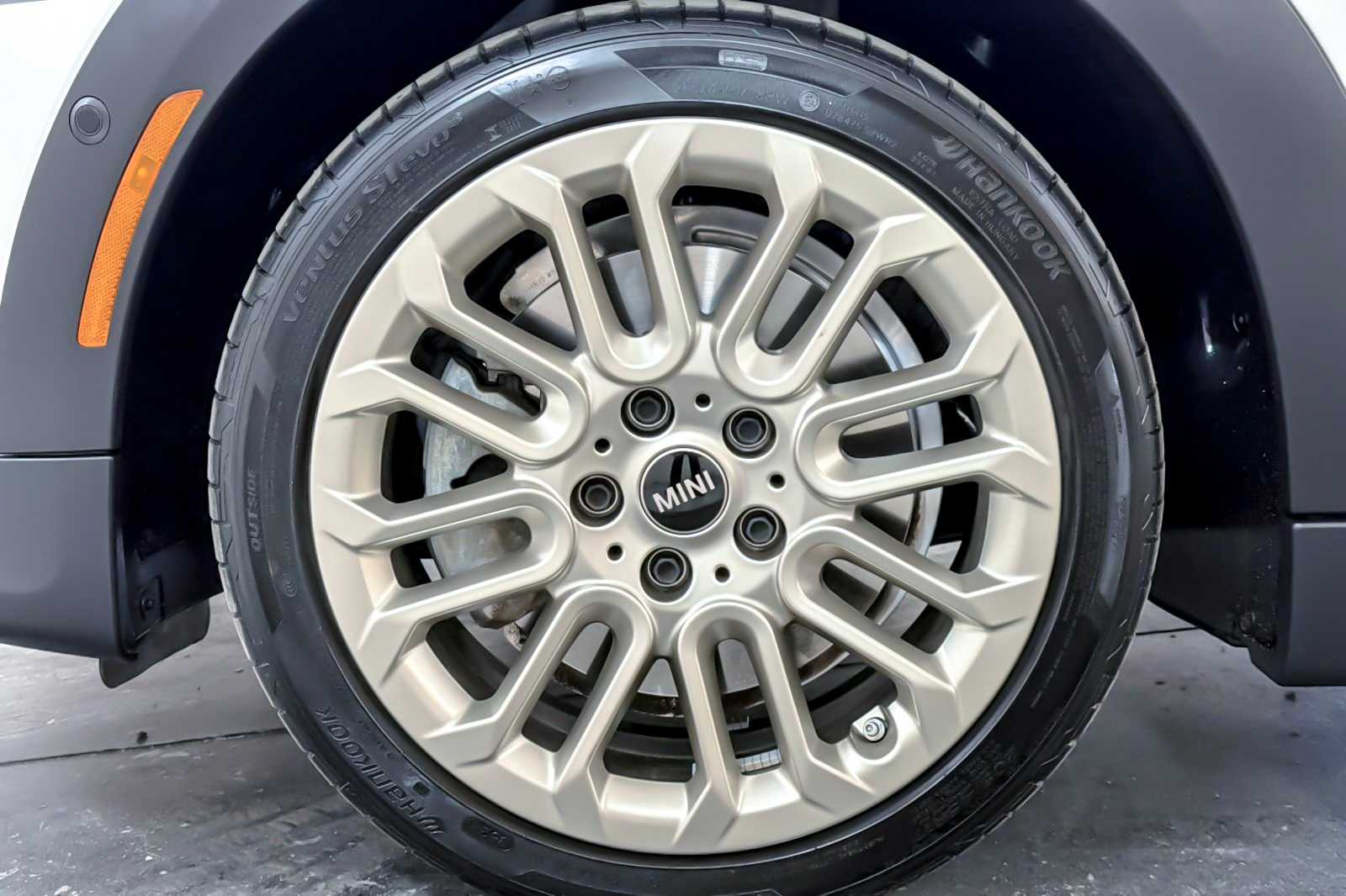 Thumbnail: 2025 MINI Cooper Hardtop - 26