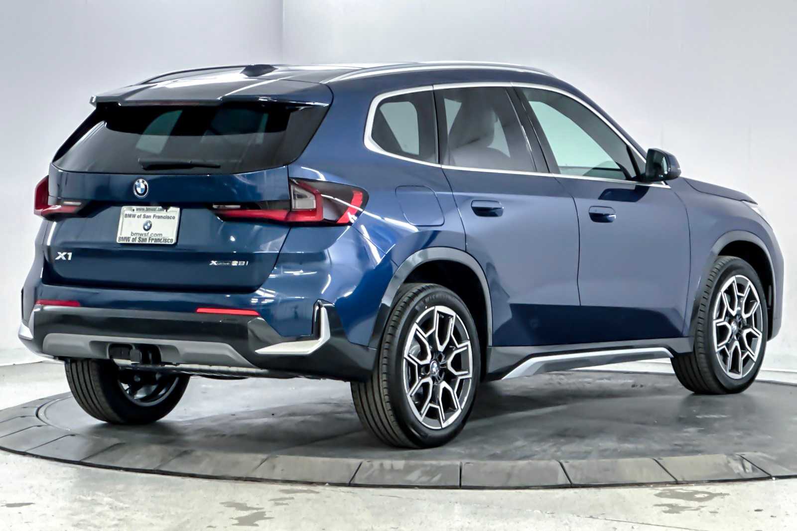 Thumbnail: 2025 BMW X1 - 2