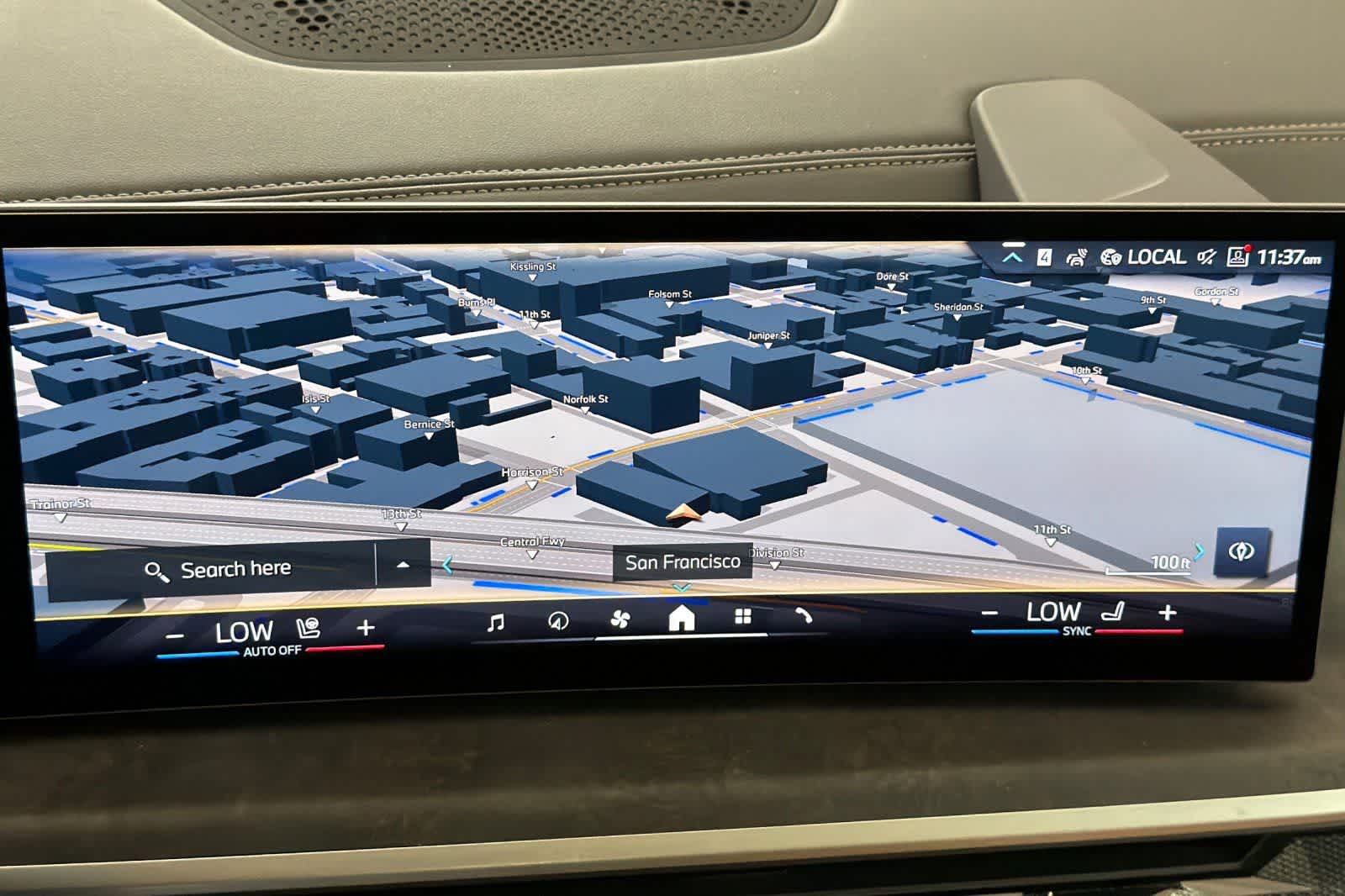 Thumbnail: 2026 BMW X7 - 19