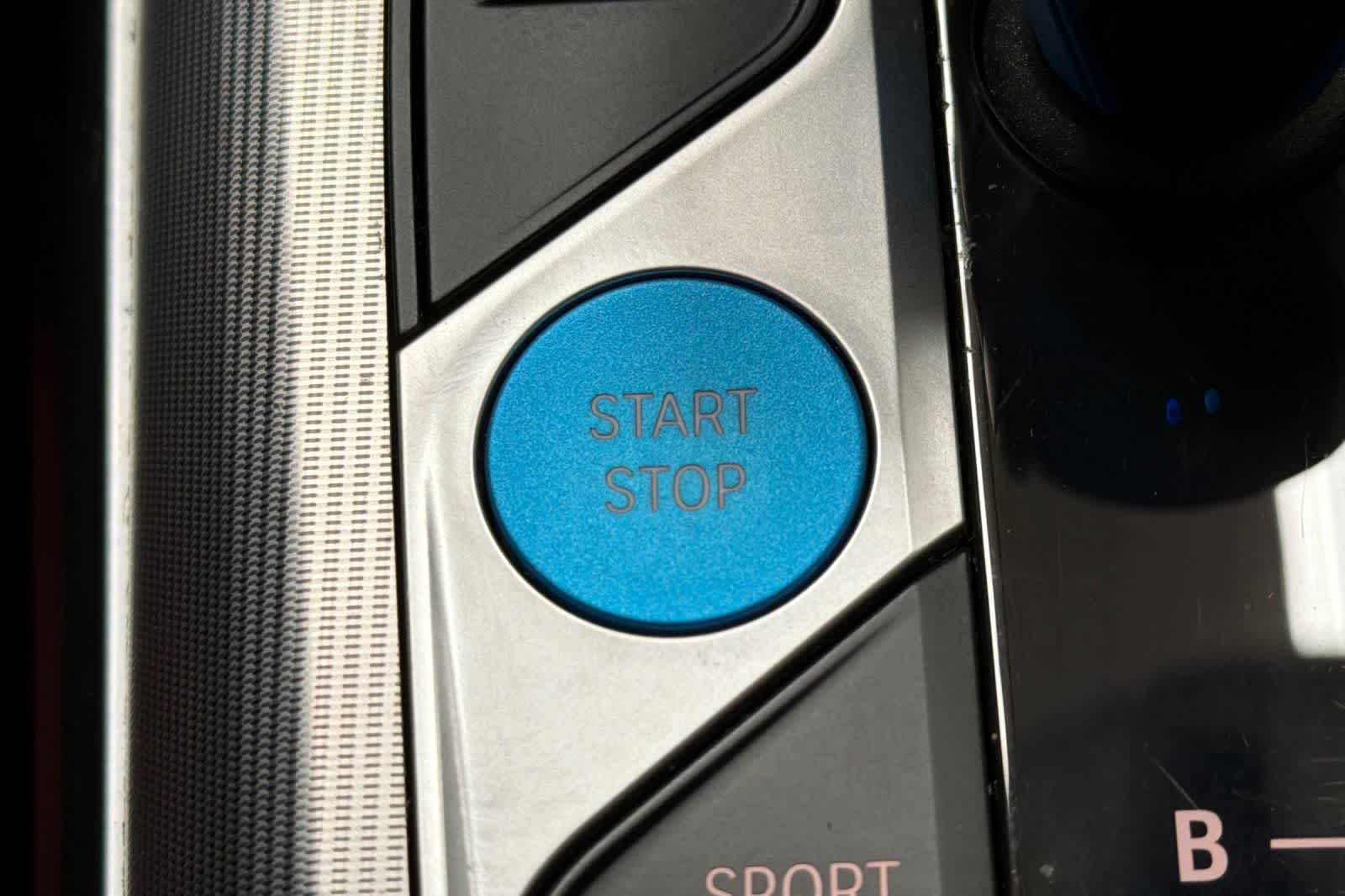 Thumbnail: 2023 BMW i4 - 22