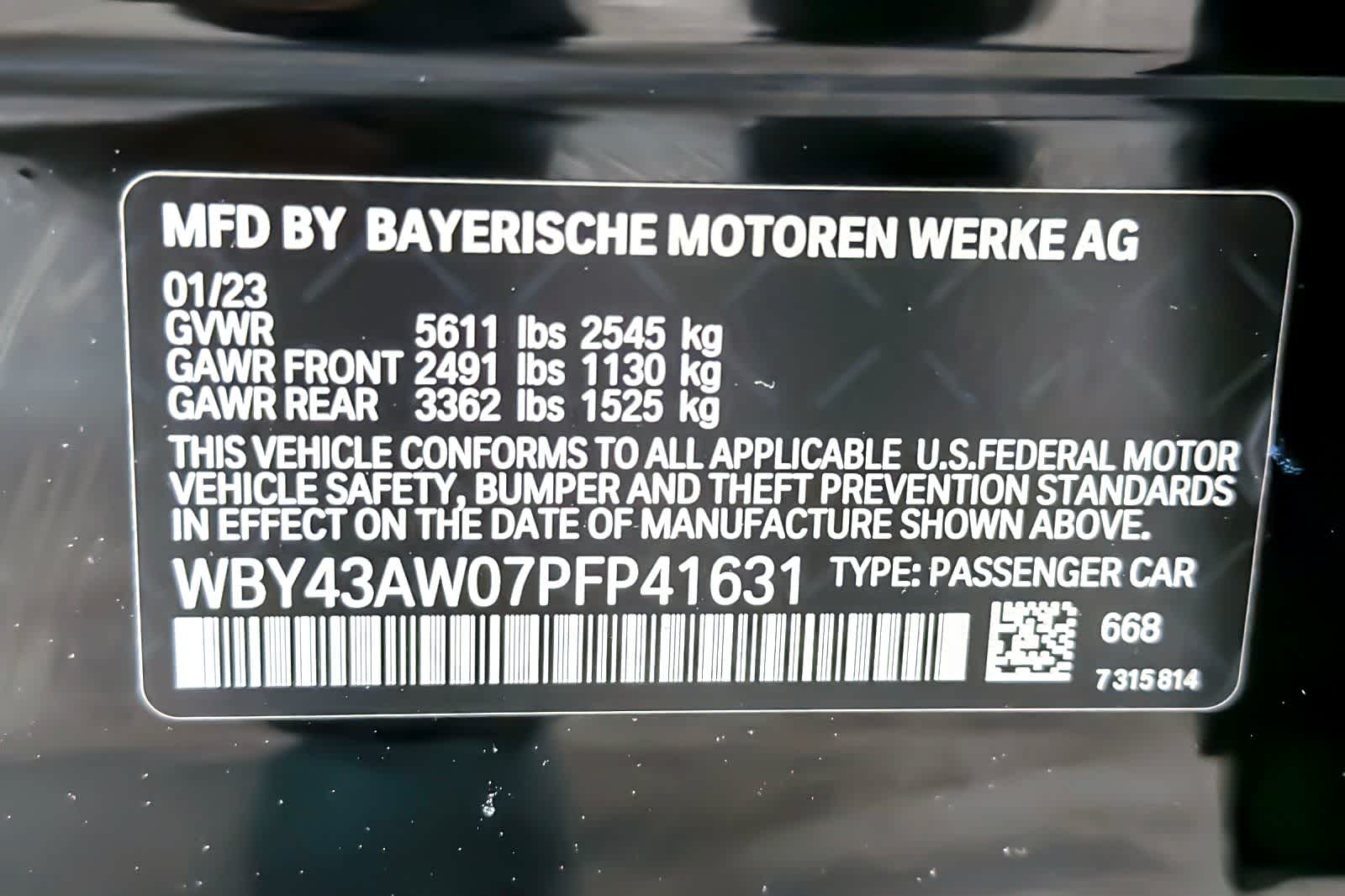 Thumbnail: 2023 BMW i4 - 28