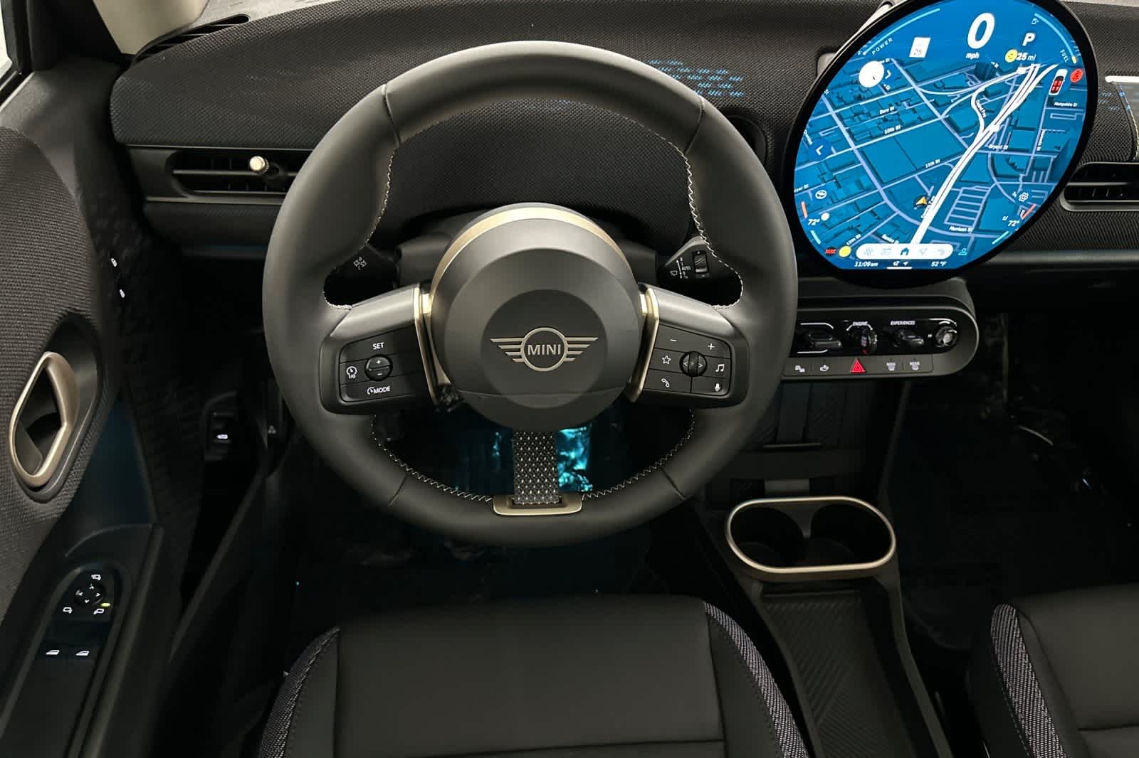 Thumbnail: 2025 MINI Cooper Hardtop - 14