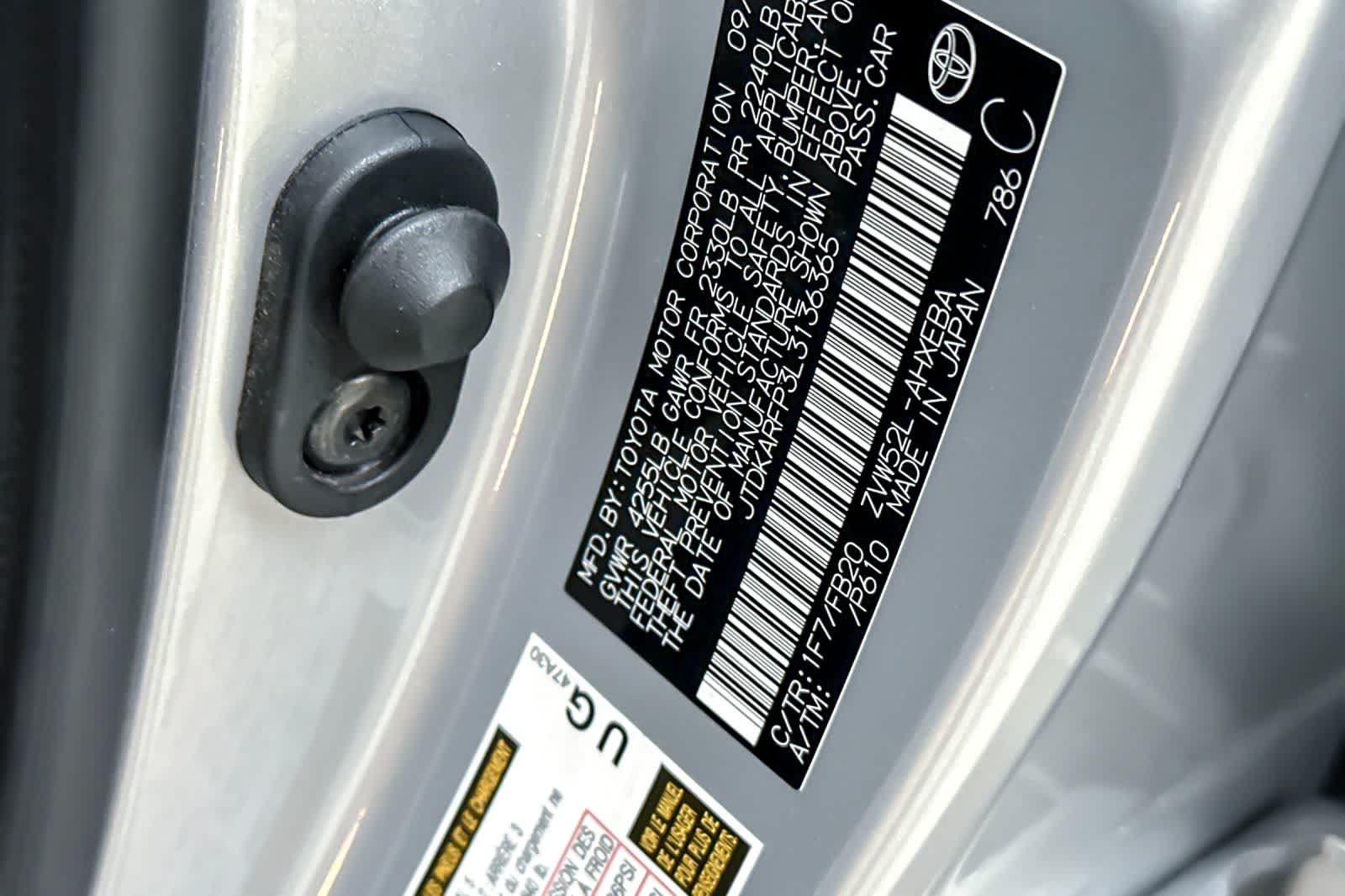 Thumbnail: 2020 Toyota Prius Prime - 30