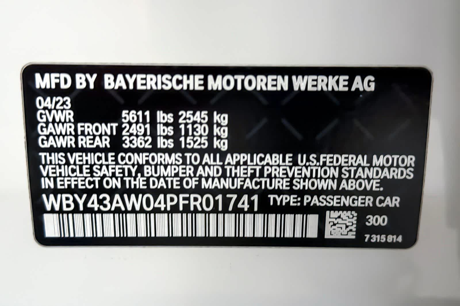 Thumbnail: 2023 BMW i4 - 29
