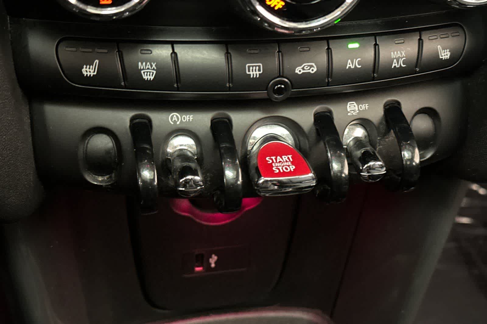 Thumbnail: 2019 MINI Cooper Hardtop - 22