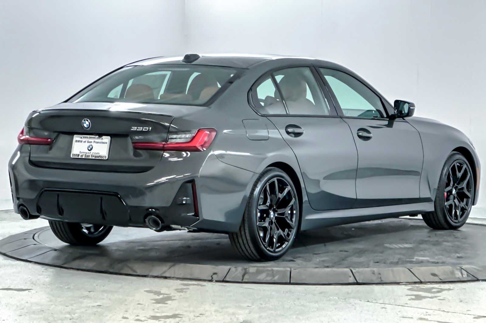 Thumbnail: 2026 BMW 3 Series - 2