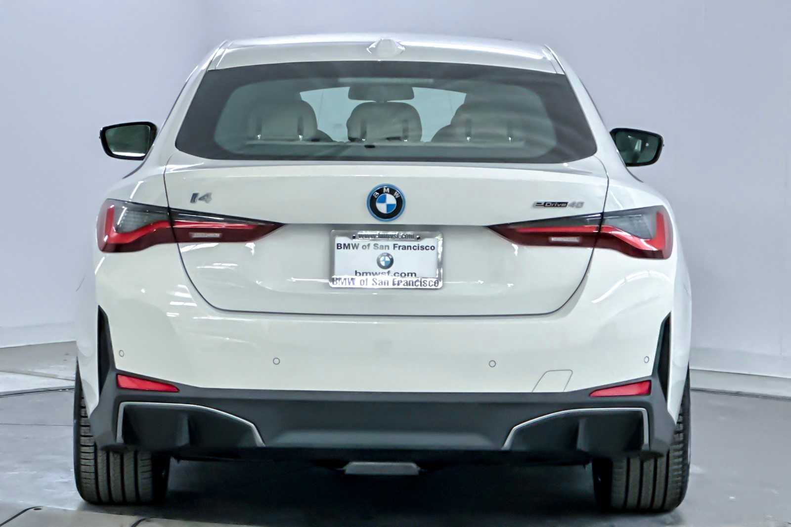 Thumbnail: 2025 BMW i4 - 7