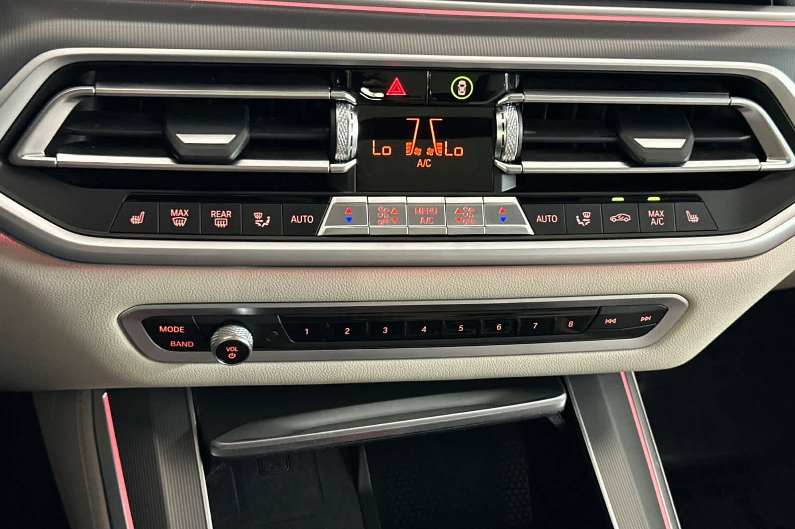 Thumbnail: 2022 BMW X5 - 21
