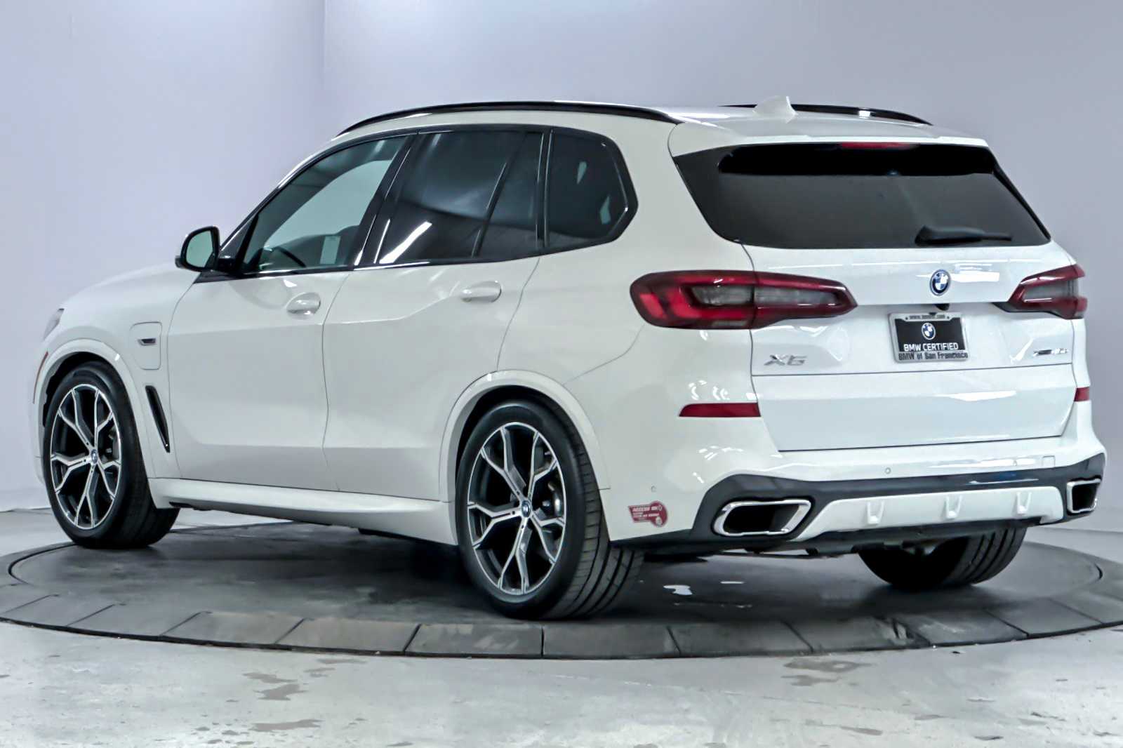 Thumbnail: 2022 BMW X5 - 6