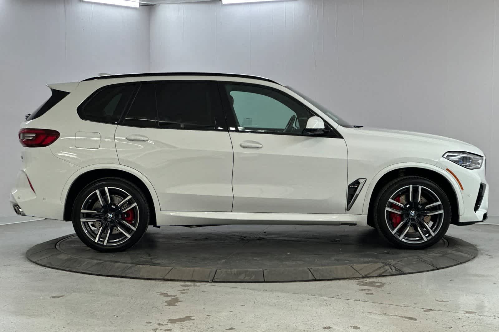 Thumbnail: 2022 BMW X5 - 8