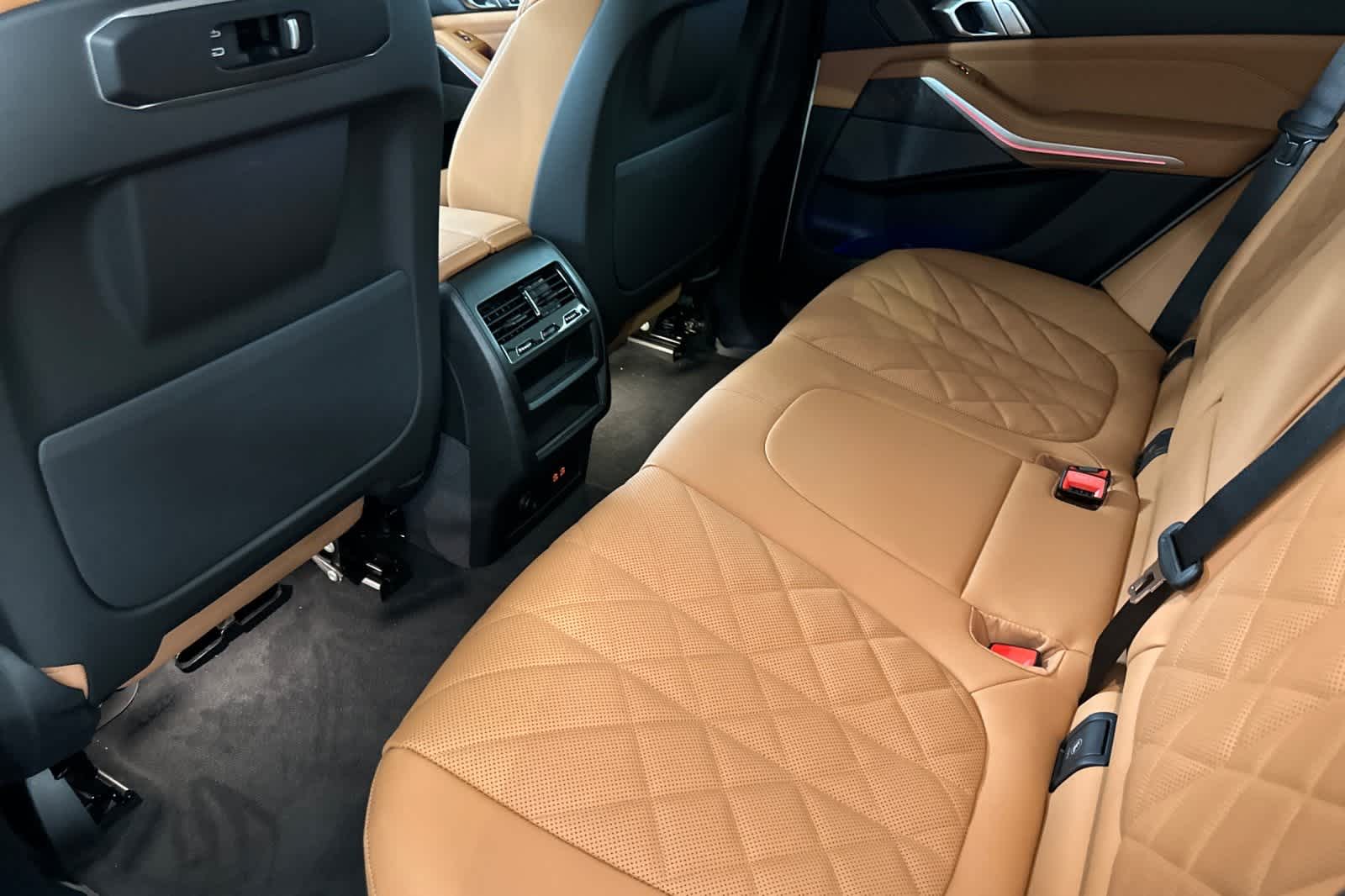 Thumbnail: 2026 BMW X5 - 4
