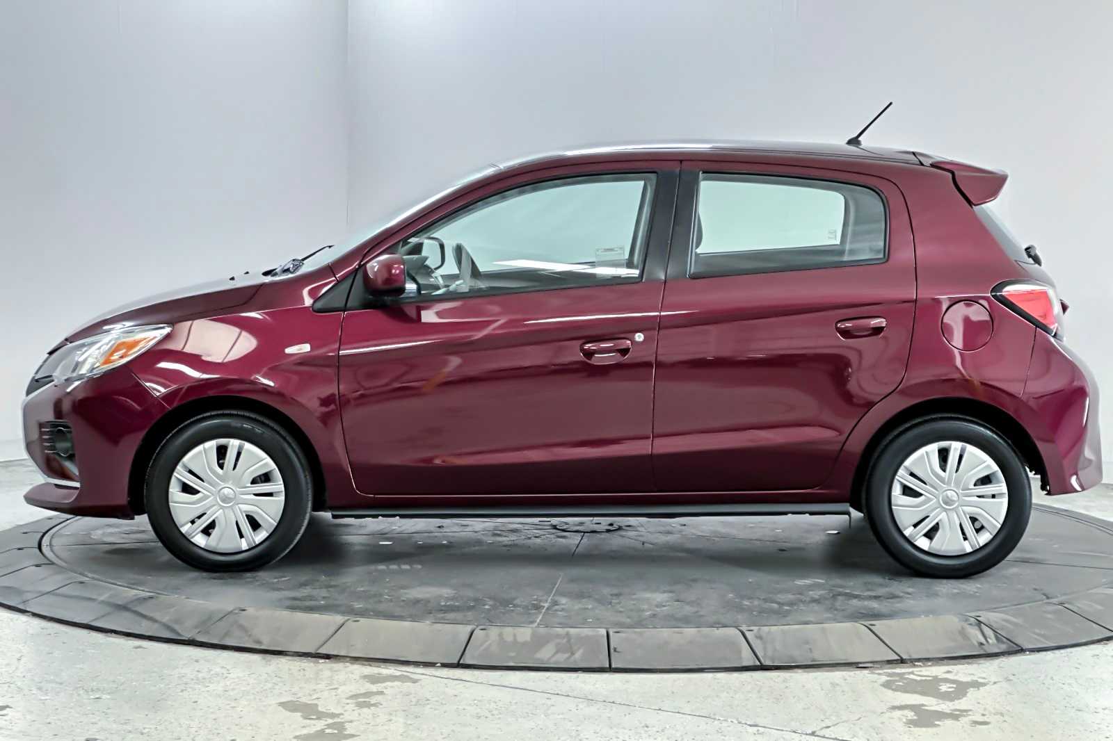 Thumbnail: 2021 Mitsubishi Mirage - 5