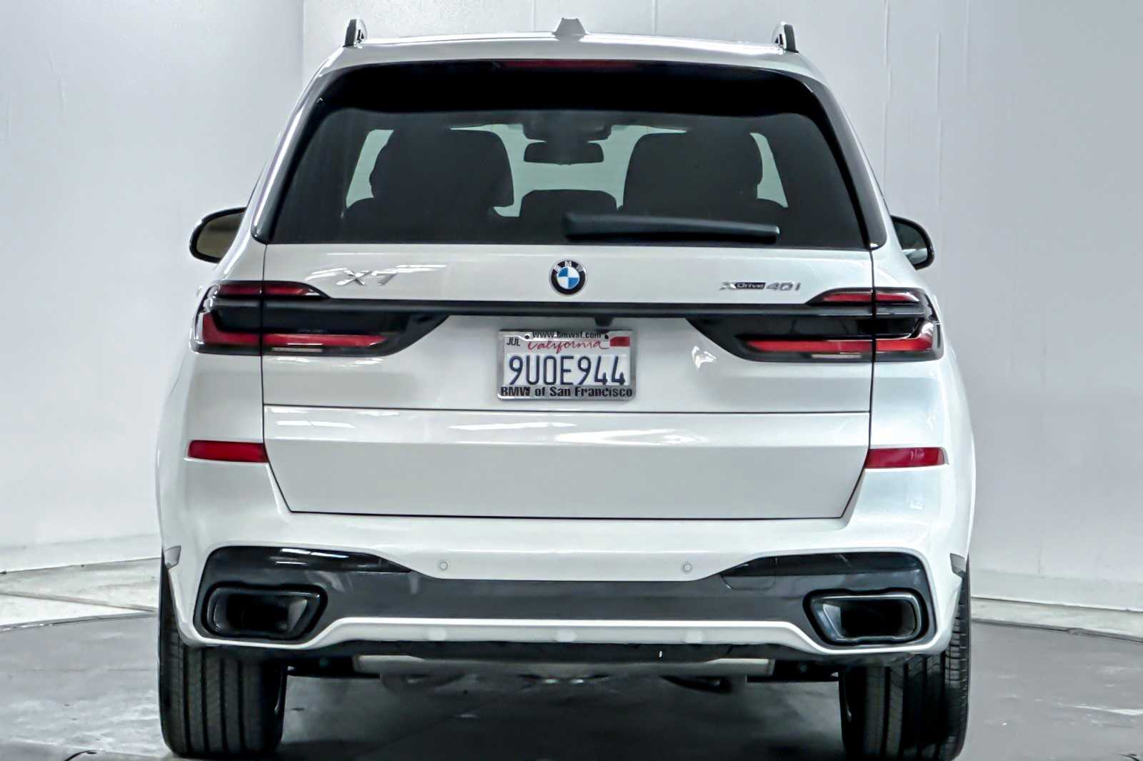 Thumbnail: 2026 BMW X7 - 7