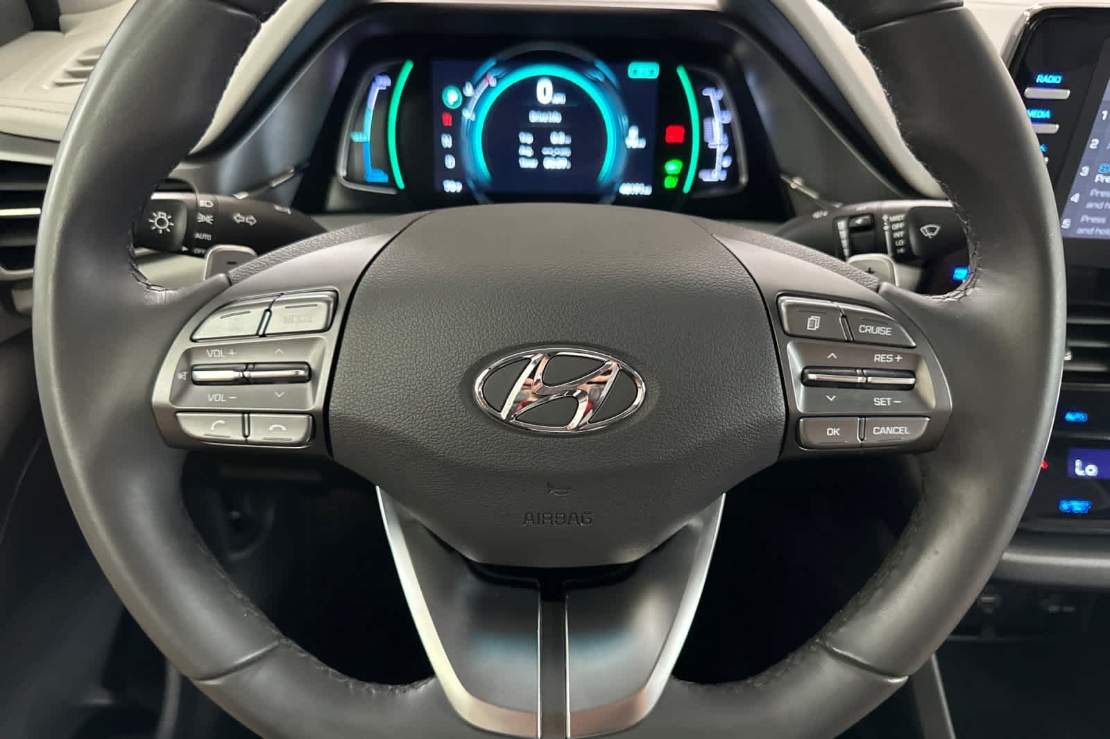 Thumbnail: 2020 Hyundai Ioniq - 23