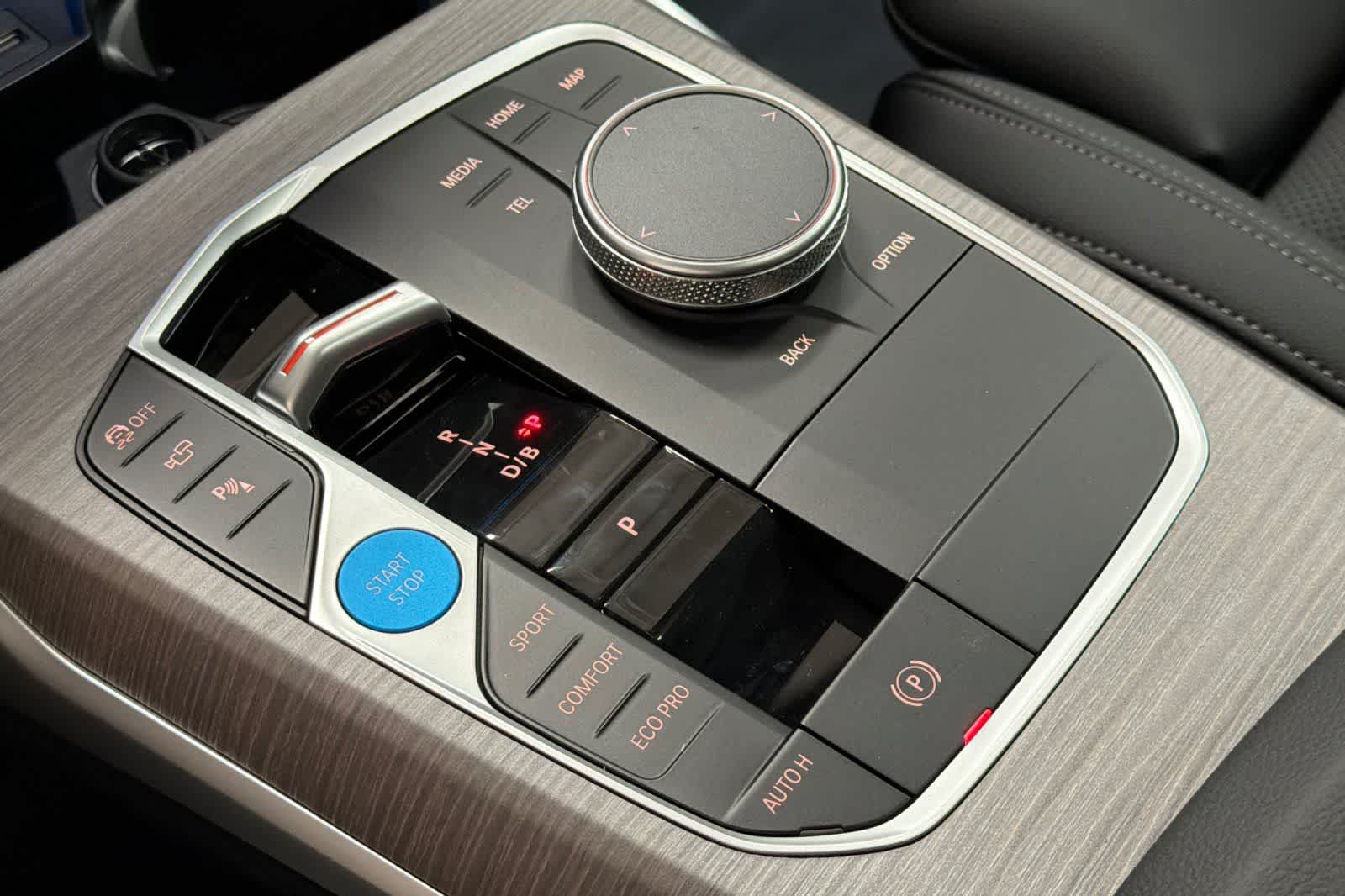 Thumbnail: 2026 BMW i4 - 21