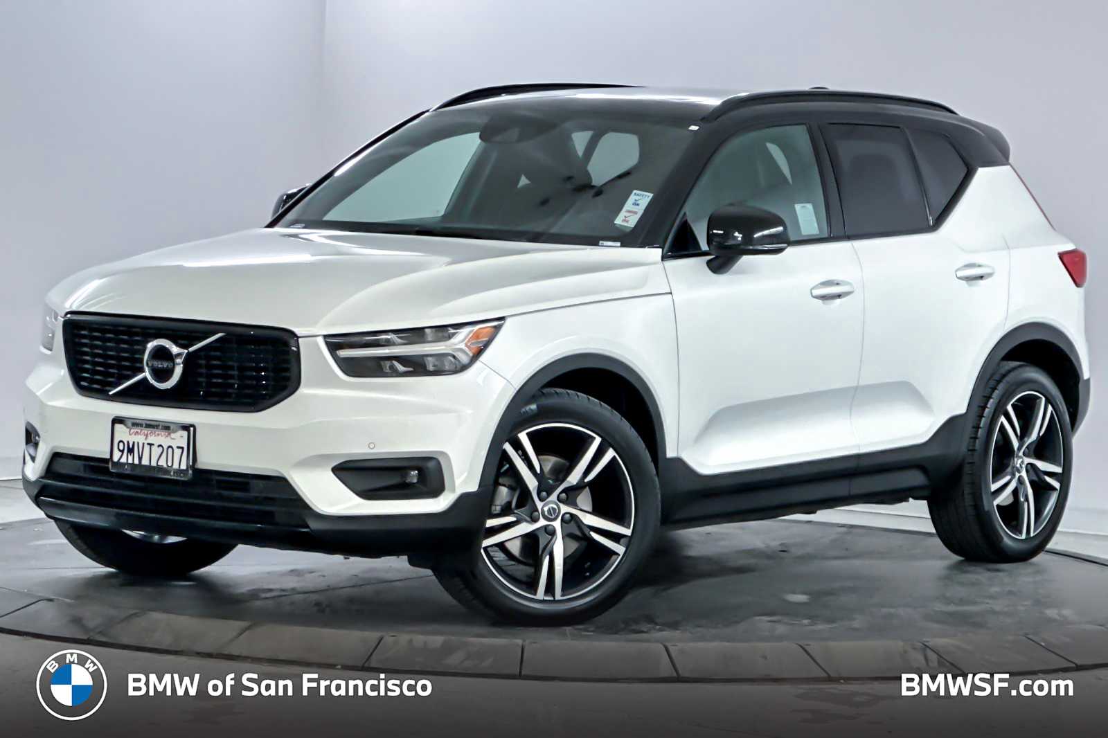 Thumbnail: 2020 Volvo XC40 - 1