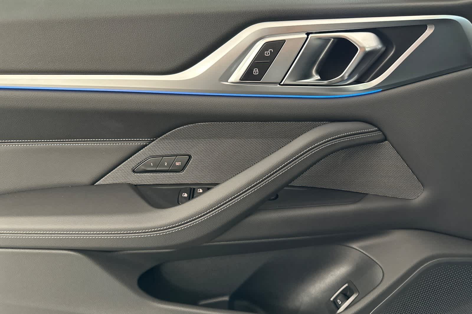 Thumbnail: 2025 BMW i4 - 12