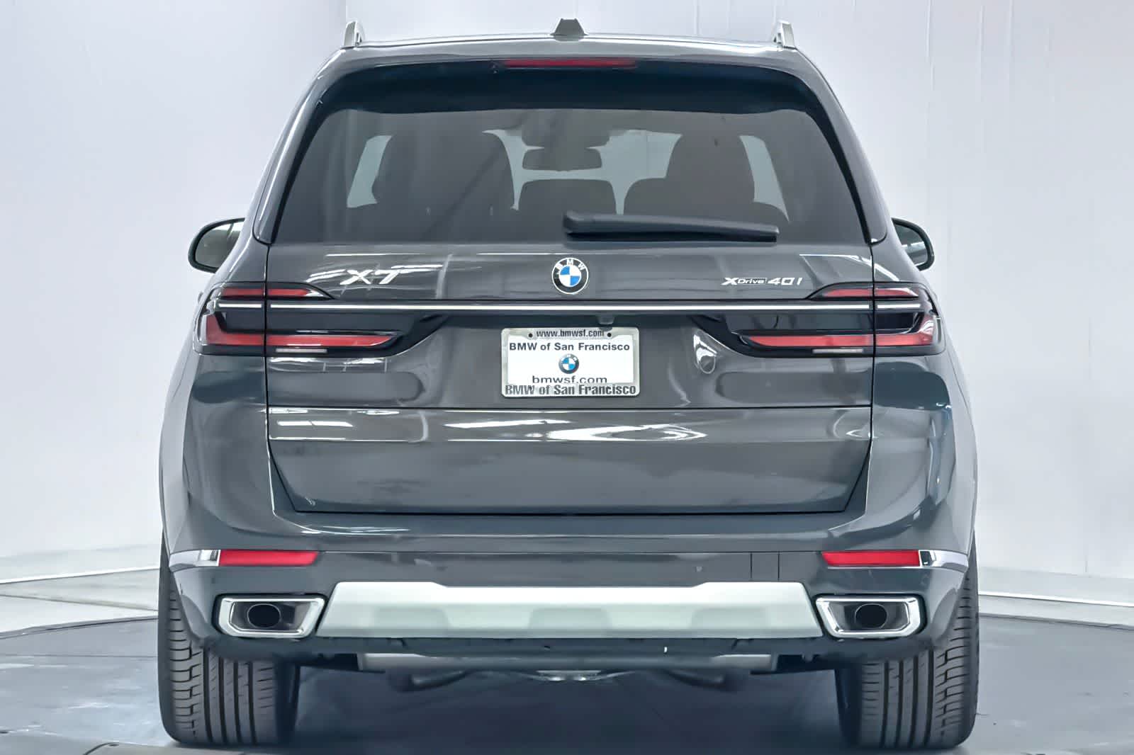 Thumbnail: 2026 BMW X7 - 7