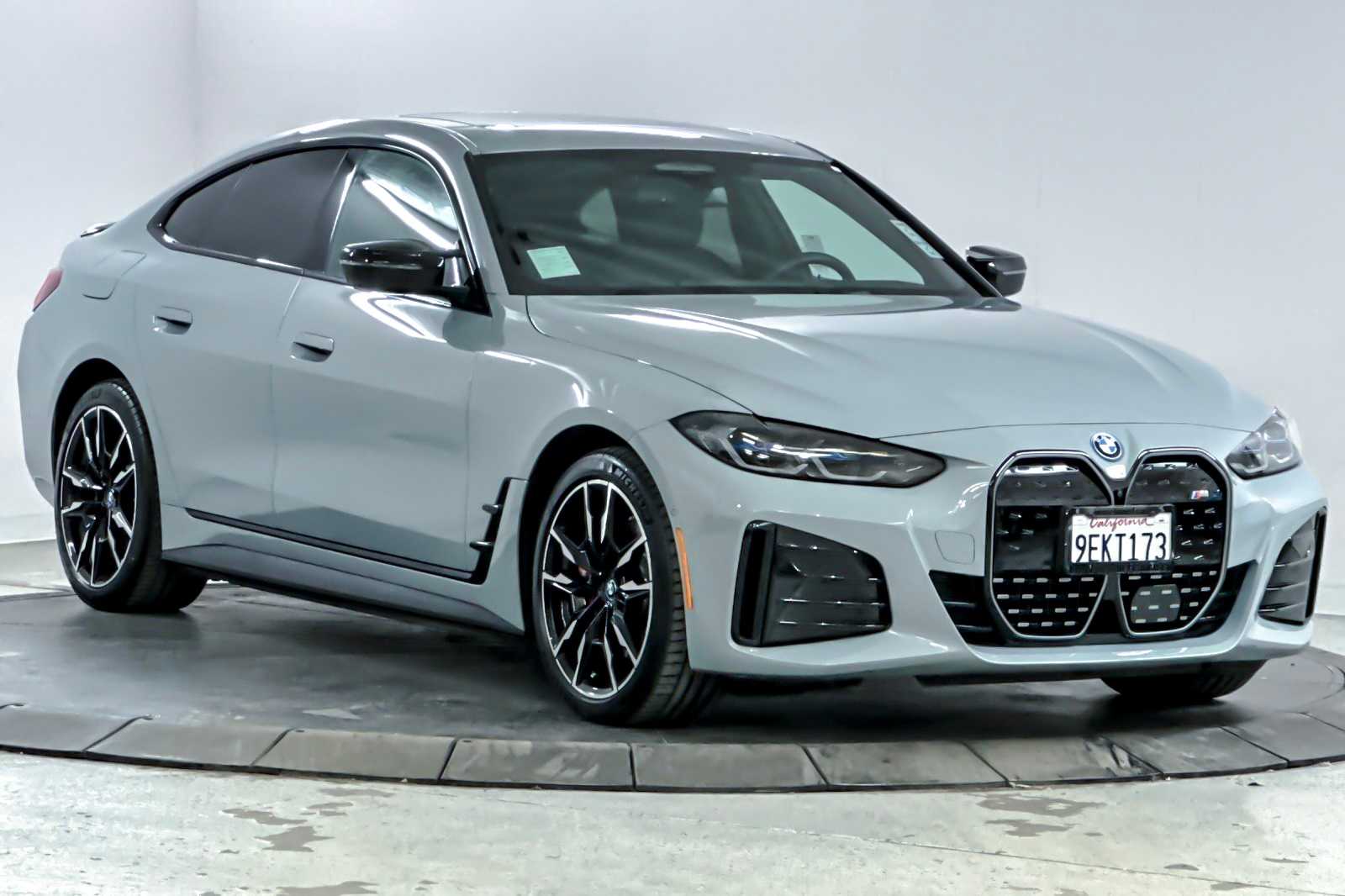 Thumbnail: 2023 BMW i4 - 9