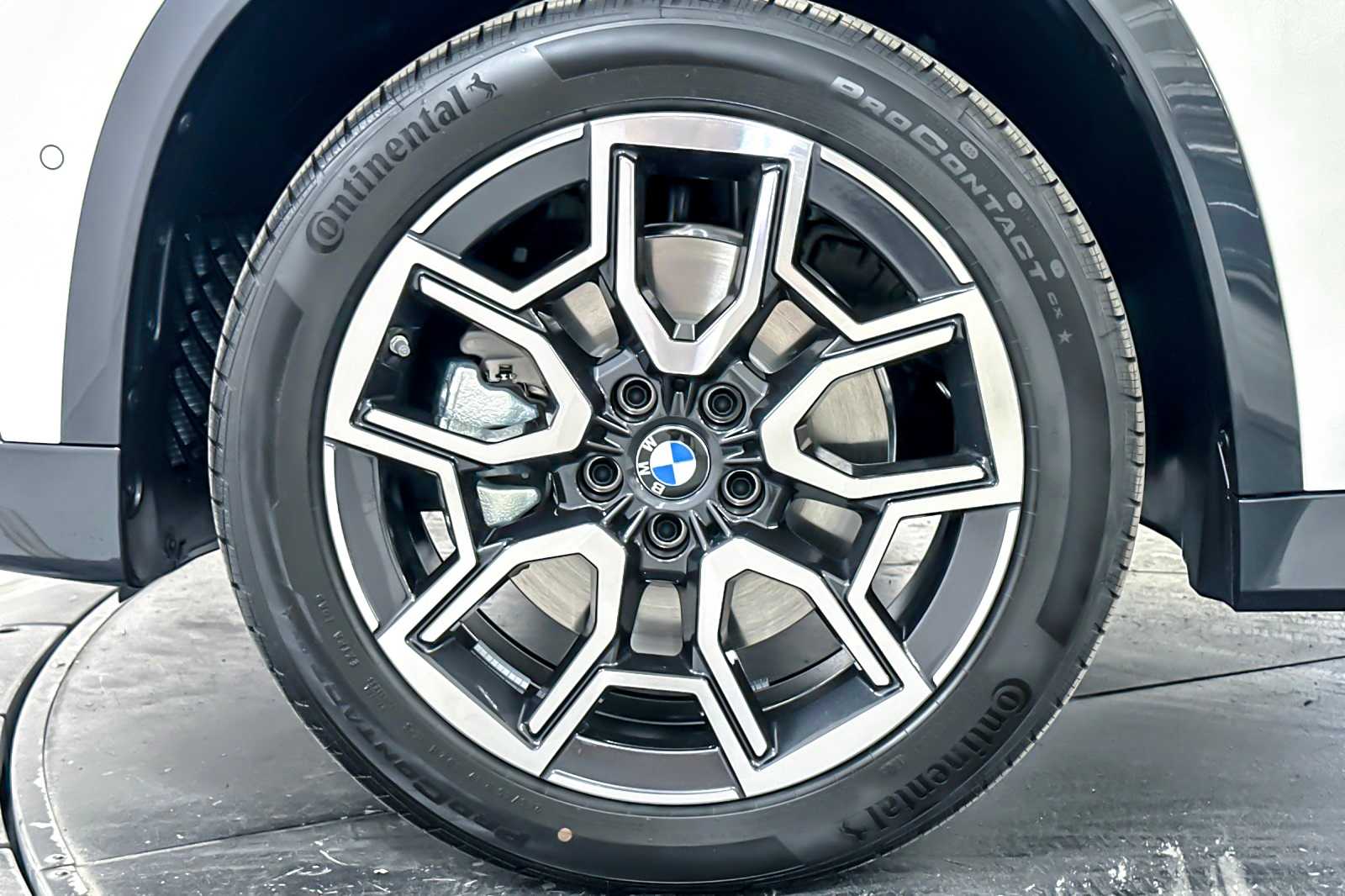 Thumbnail: 2026 BMW X1 - 25