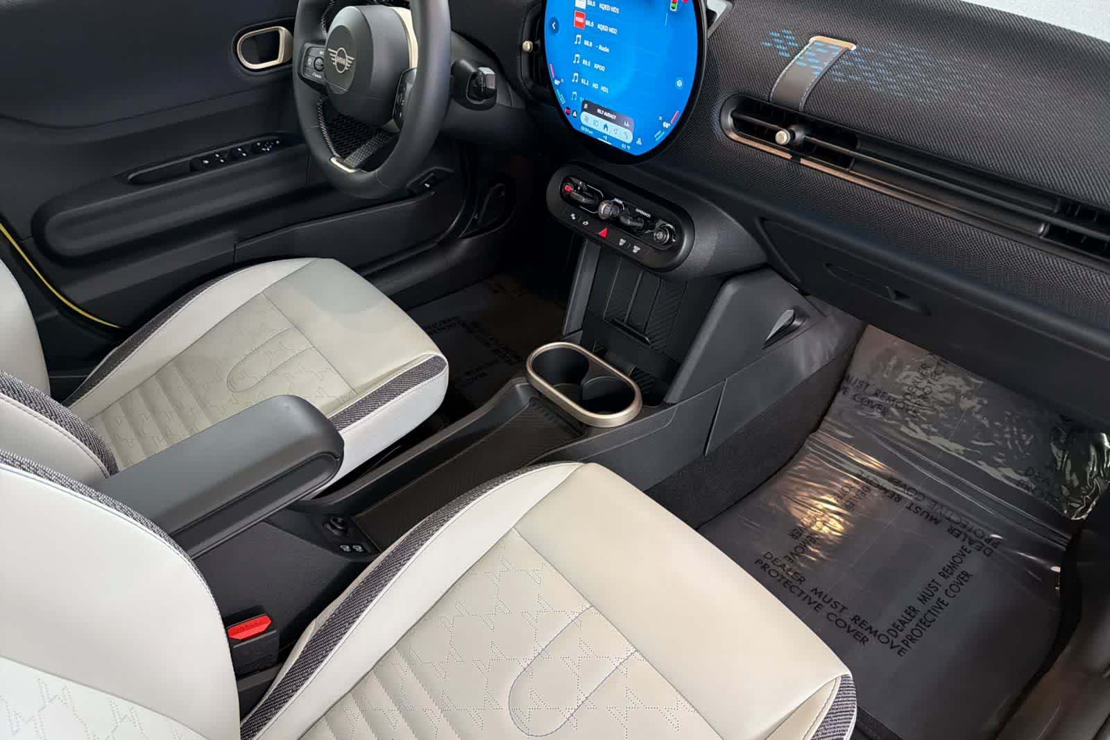 Thumbnail: 2025 MINI Cooper Hardtop - 16