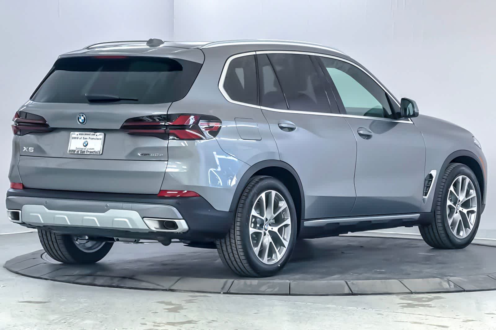 Thumbnail: 2026 BMW X5 - 2