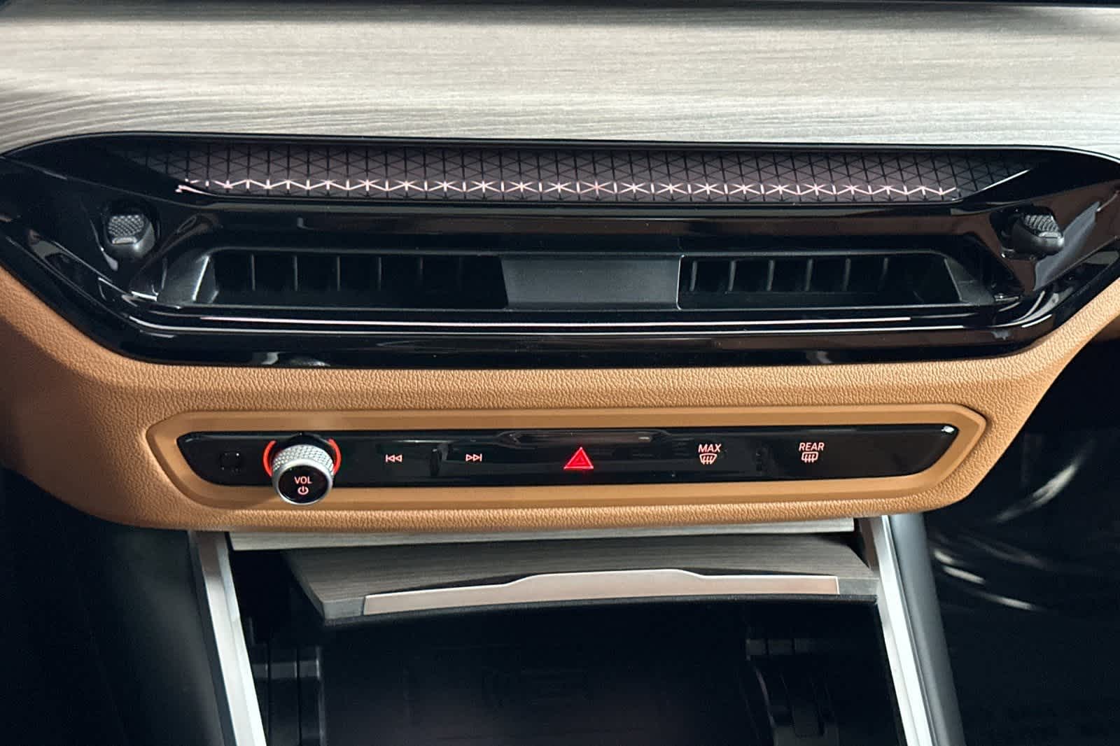 2025 BMW 3 Series 330i 20