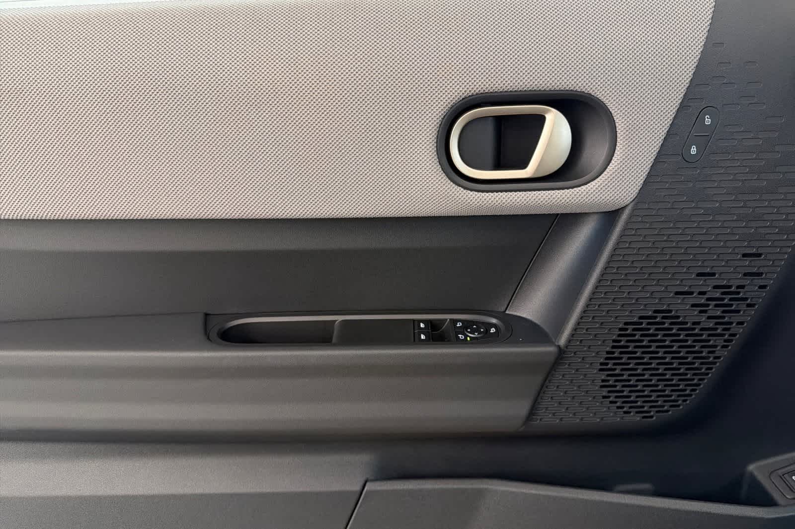 Thumbnail: 2025 MINI Cooper Hardtop - 12