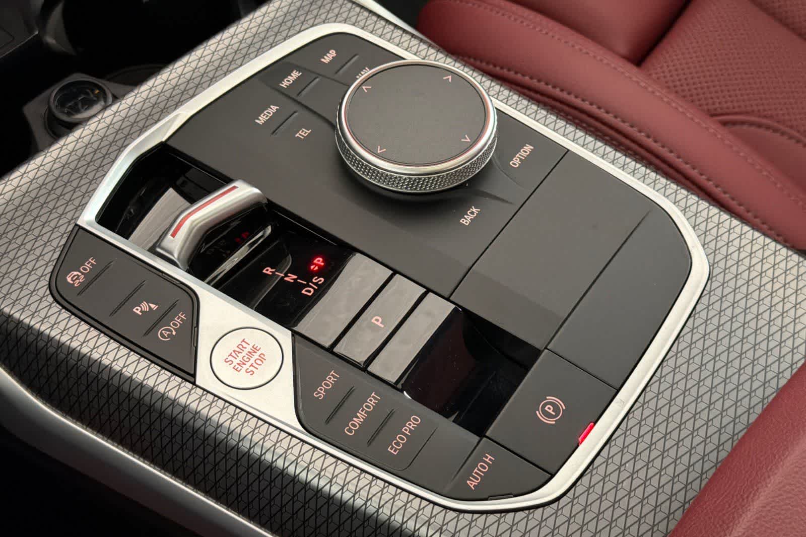 Thumbnail: 2023 BMW 3 Series - 21