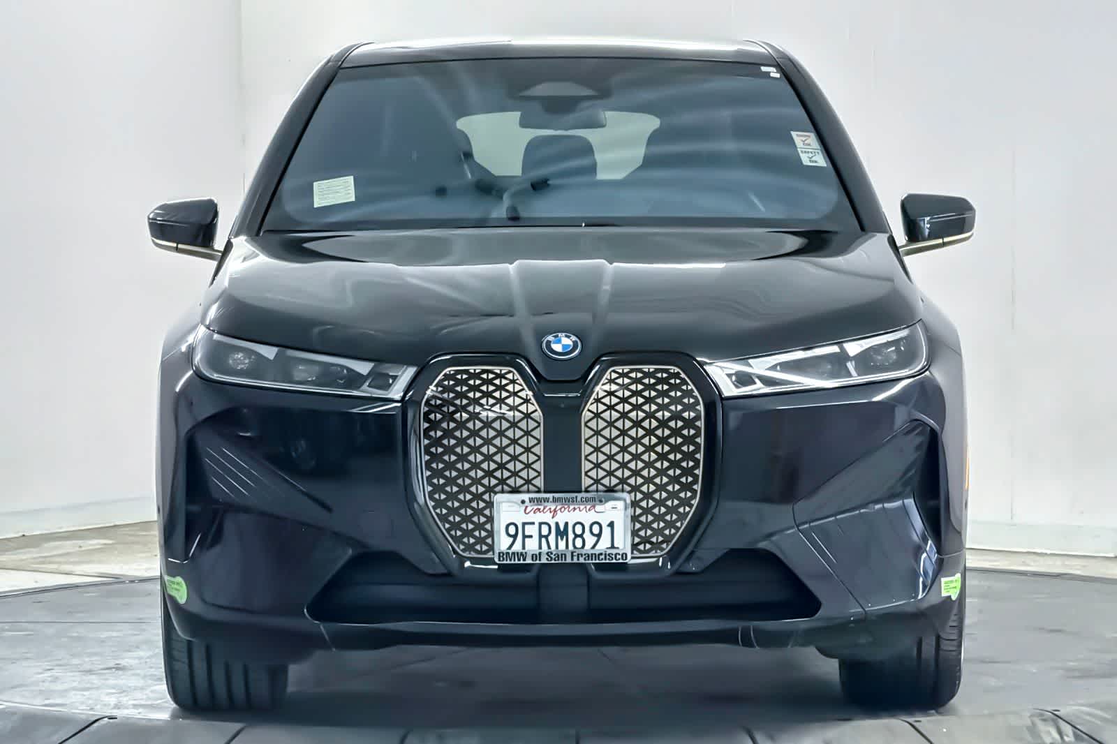 Thumbnail: 2023 BMW iX - 10