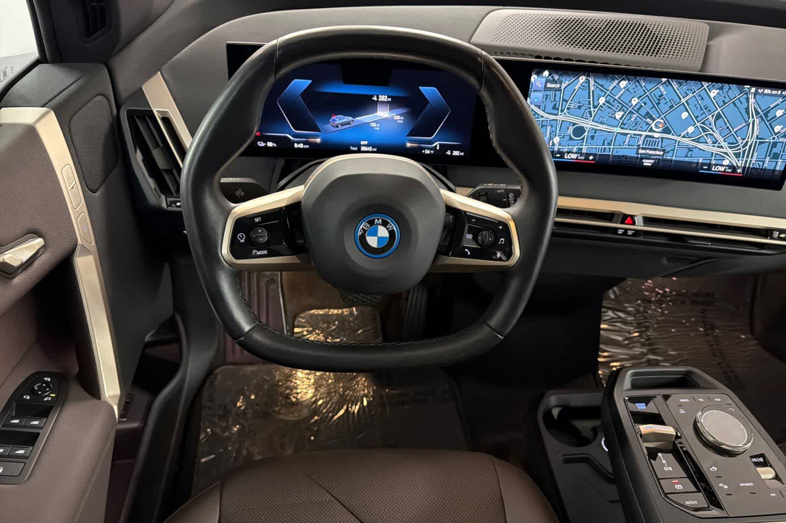 Thumbnail: 2023 BMW iX - 14