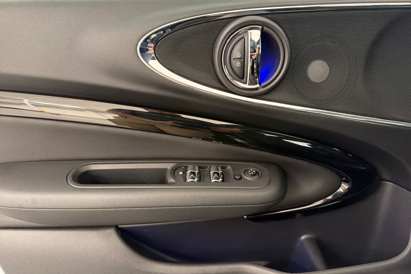 Thumbnail: 2020 MINI Cooper Clubman - 11