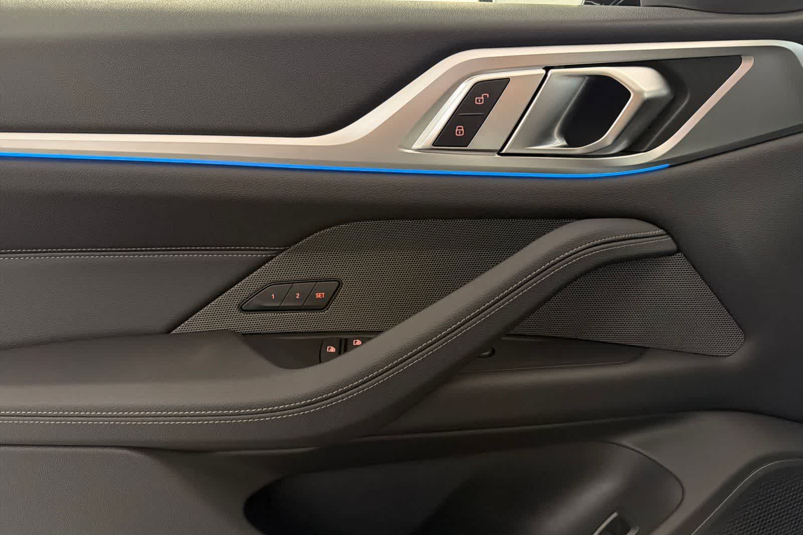 Thumbnail: 2026 BMW i4 - 12