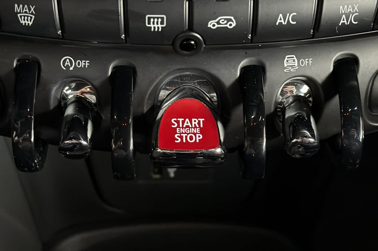 Thumbnail: 2020 MINI Cooper Hardtop - 22