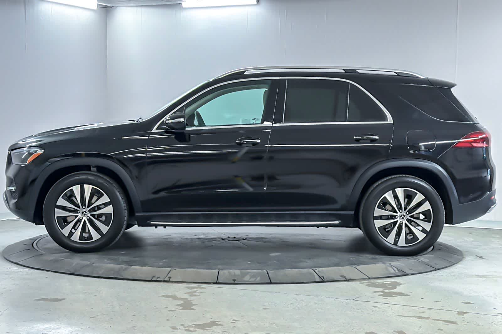 Thumbnail: 2026 Mercedes-Benz GLE - 5