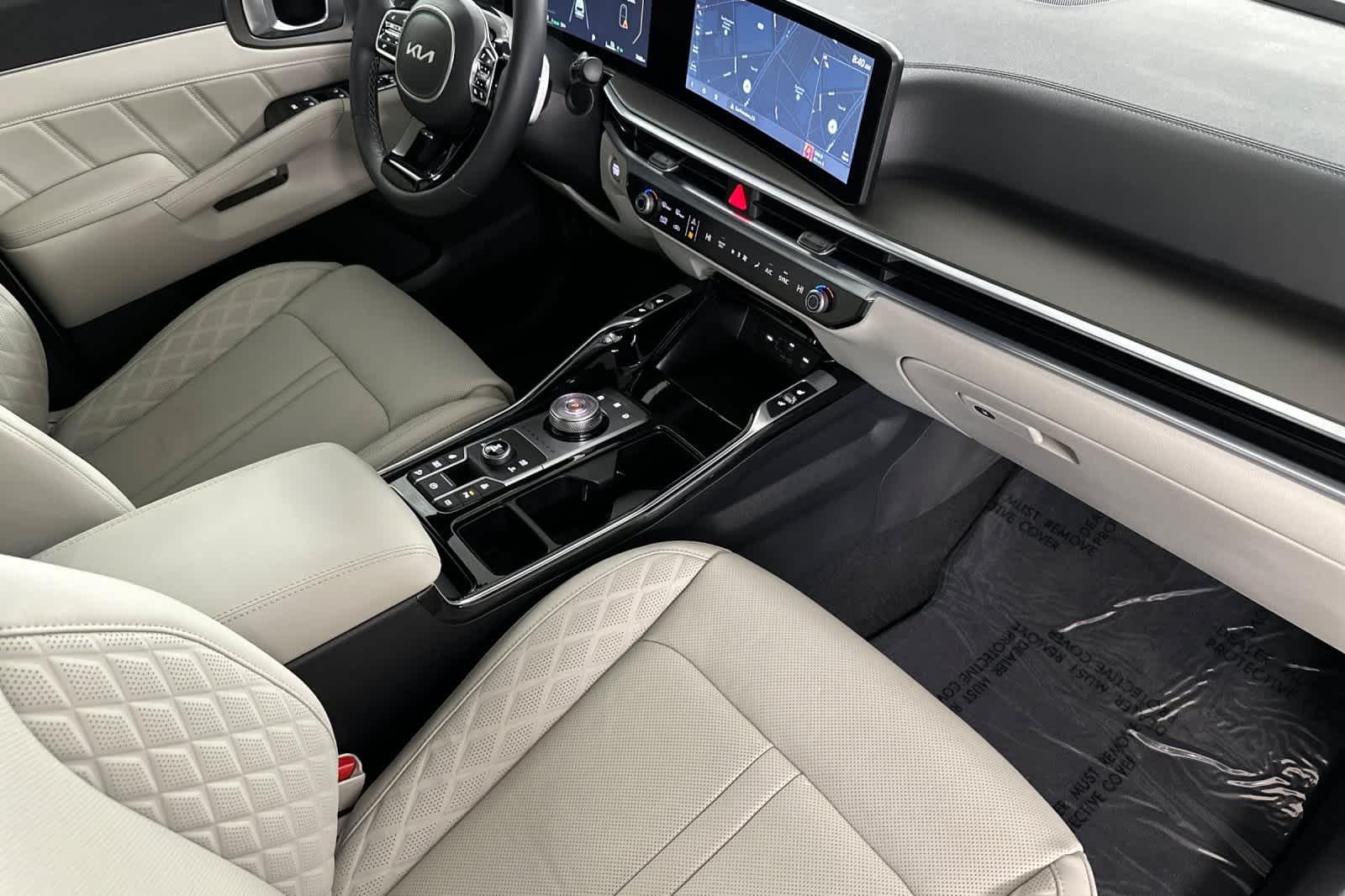 Thumbnail: 2025 Kia Sorento - 16