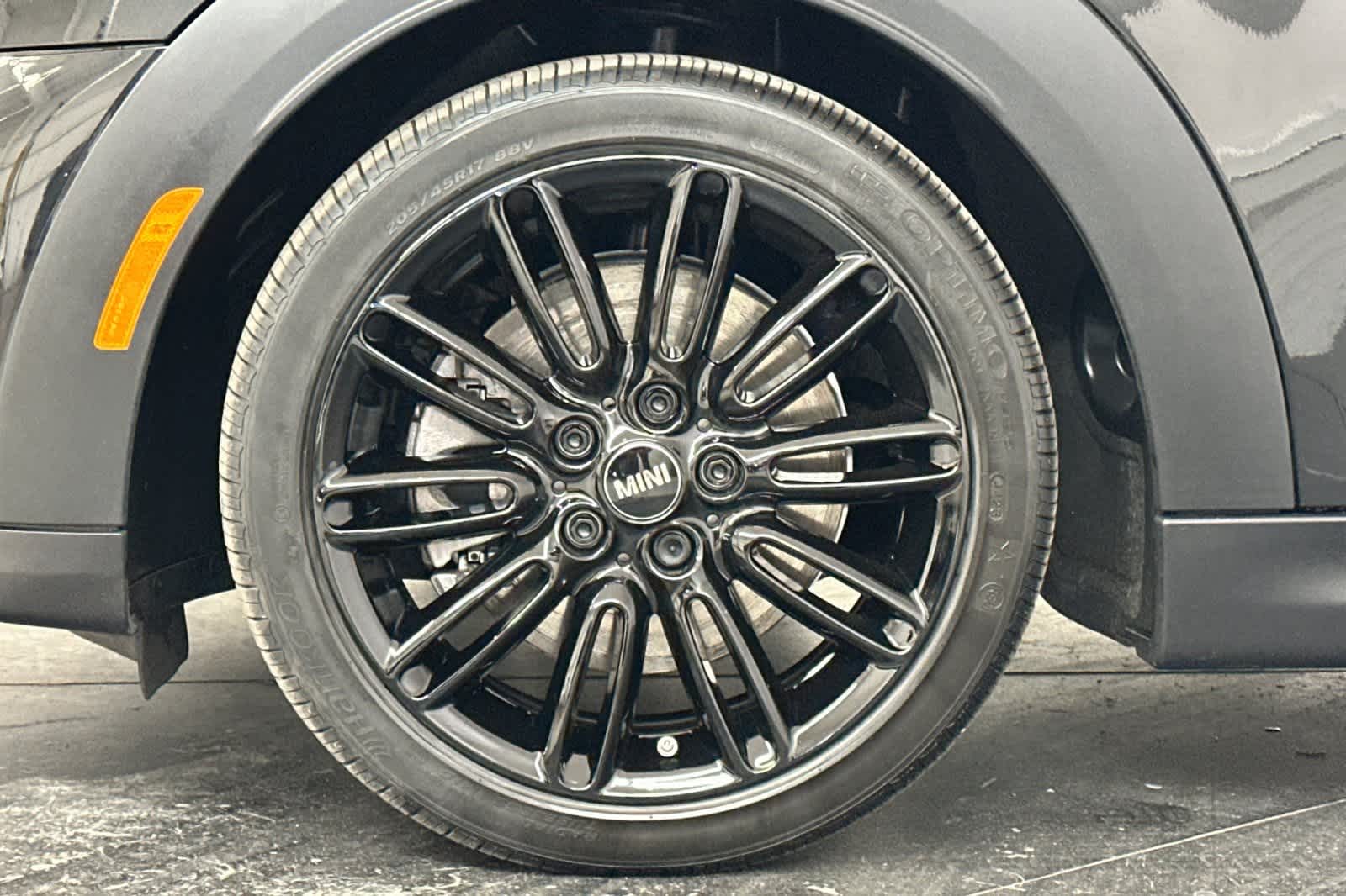 2023 MINI Cooper Hardtop S 27