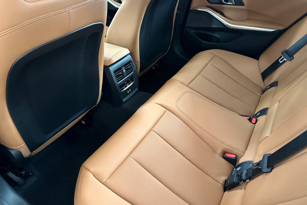 New 2026 BMW 330i Sedan