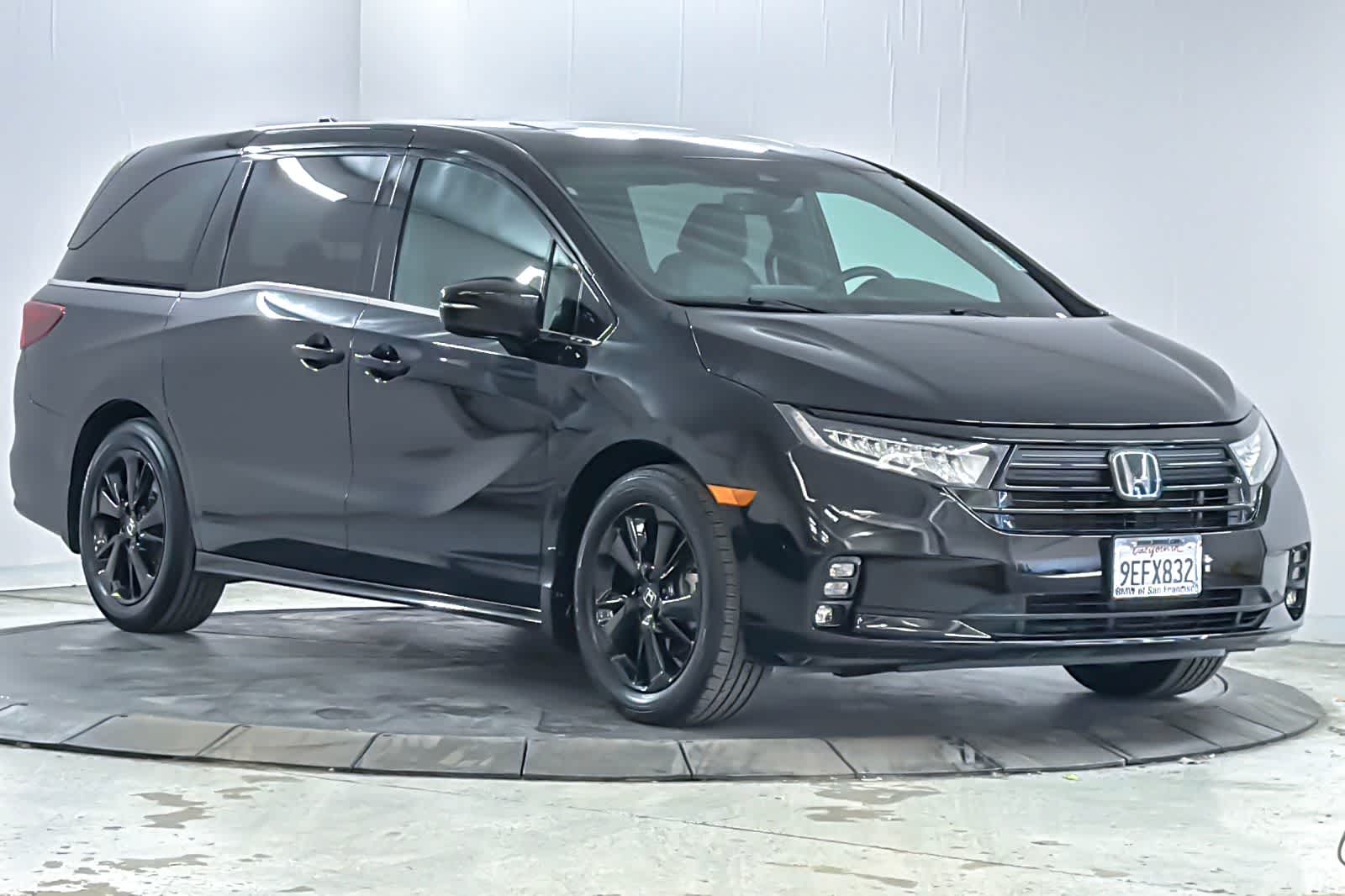Thumbnail: 2023 Honda Odyssey - 9