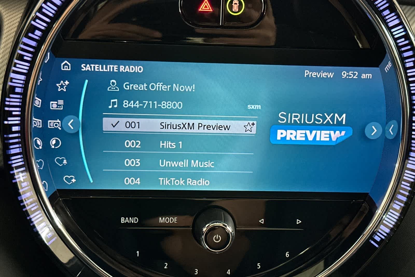 Thumbnail: 2023 MINI Cooper Hardtop - 18