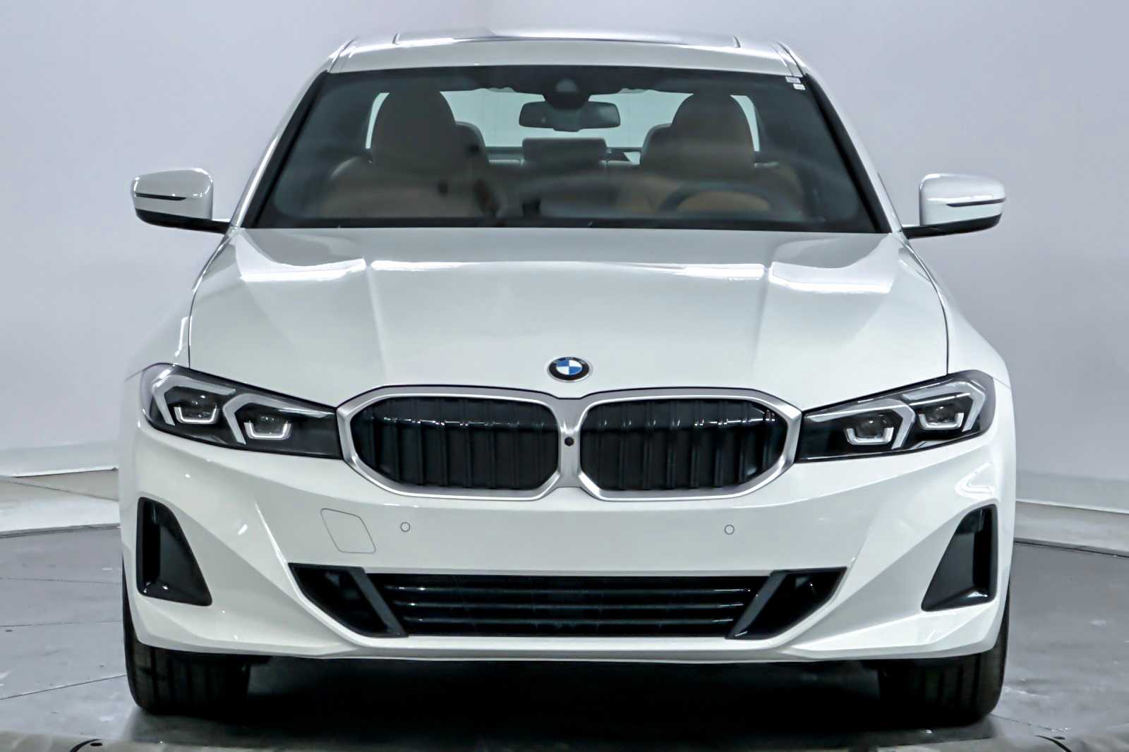 Thumbnail: 2026 BMW 3 Series - 10
