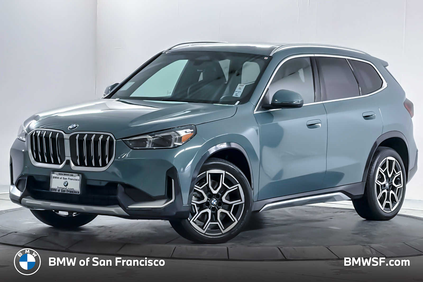 2025 BMW X1 28i