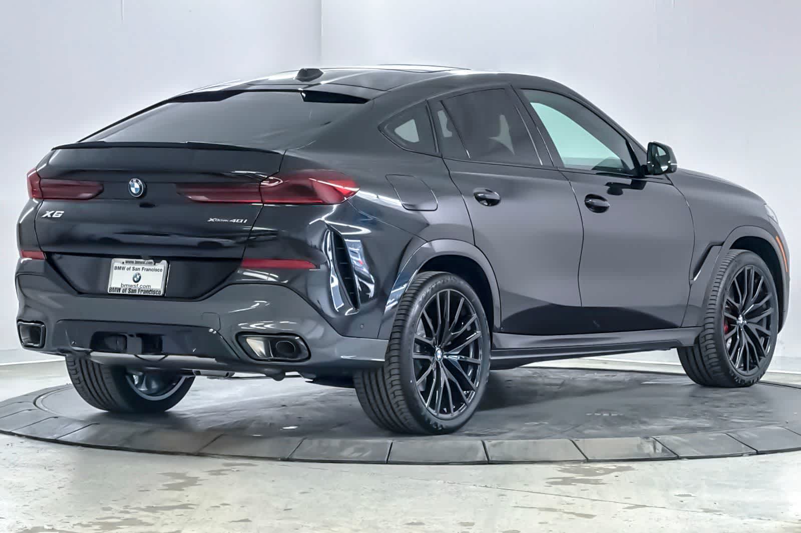 Thumbnail: 2027 BMW X6 - 2