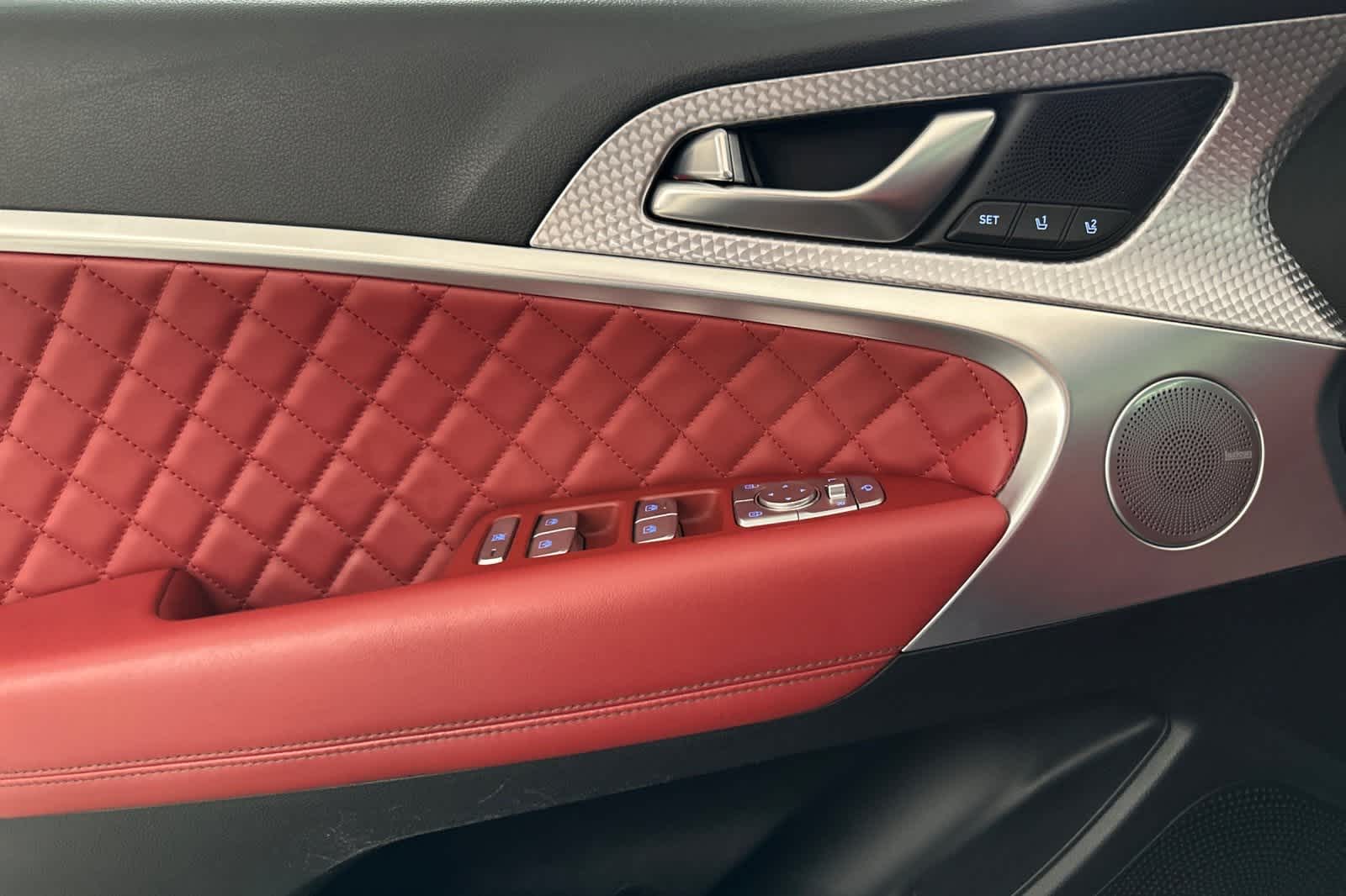 Thumbnail: 2023 Genesis G70 - 12