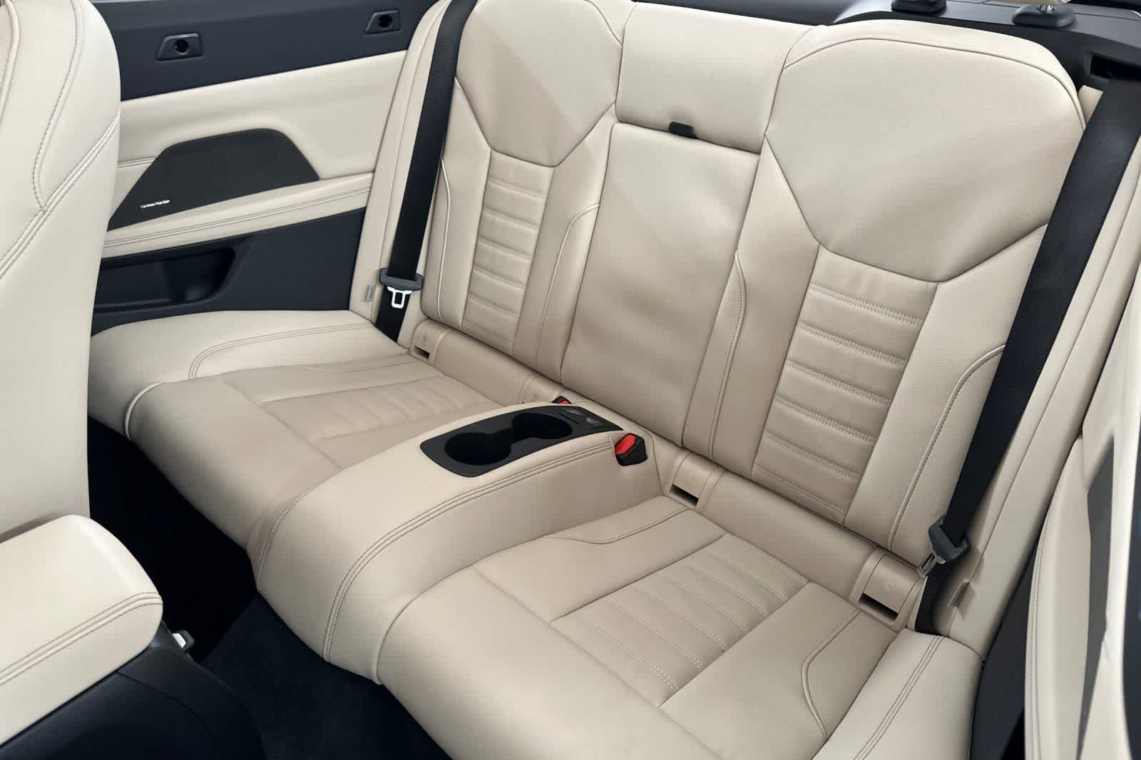 Thumbnail: 2026 BMW 4 Series - 4