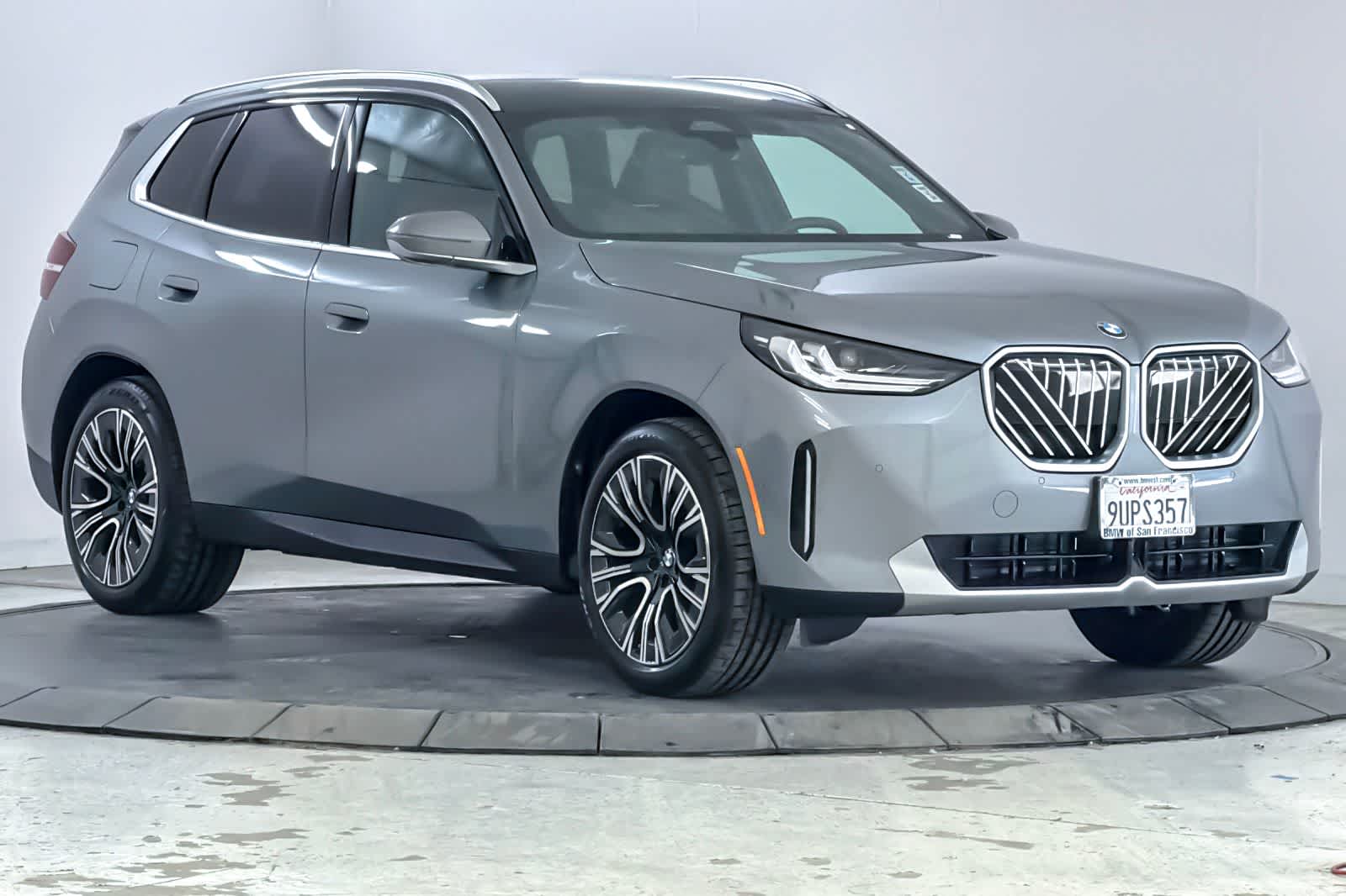 Thumbnail: 2025 BMW X3 - 9