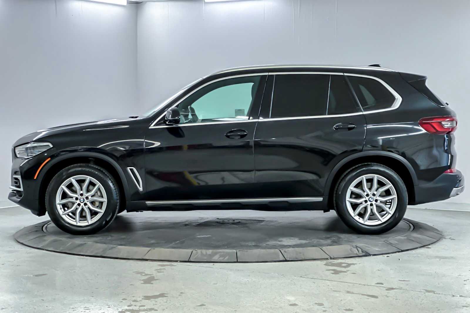 Thumbnail: 2023 BMW X5 - 5