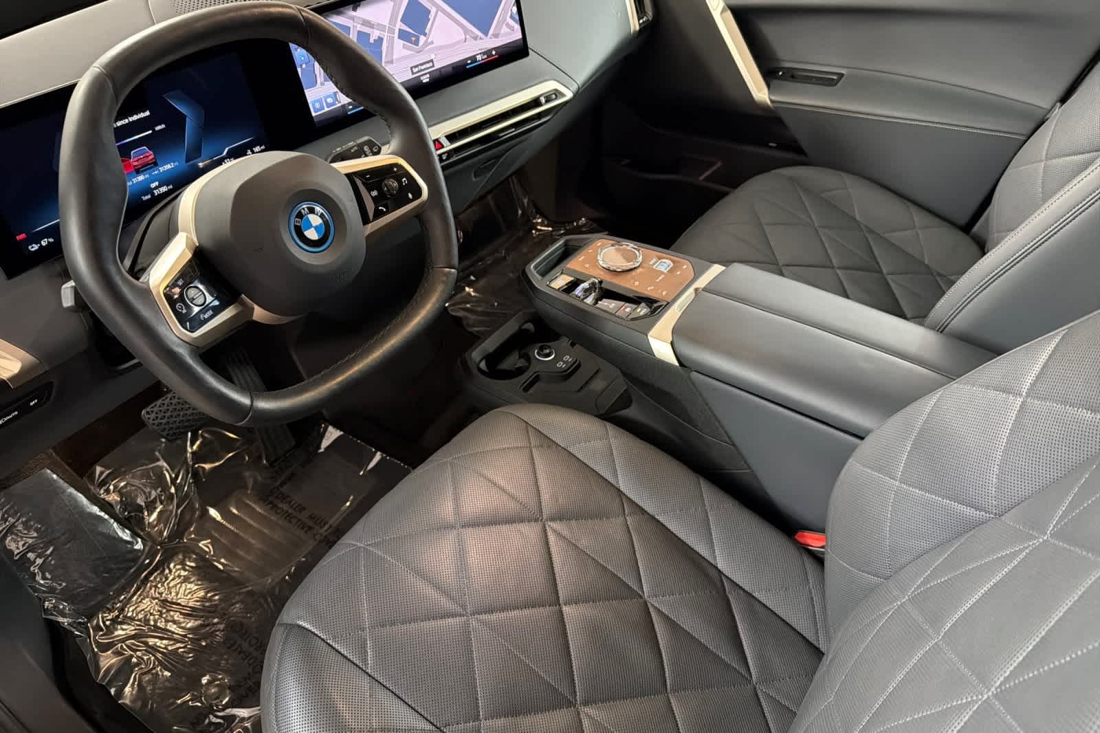 Thumbnail: 2023 BMW iX - 11