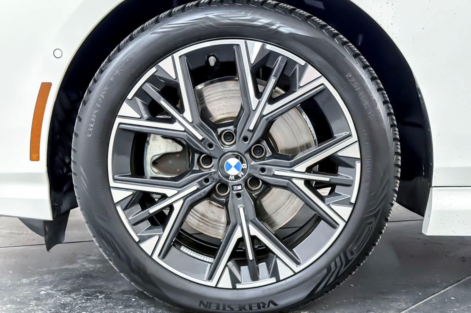 Thumbnail: 2025 BMW 2 Series - 25