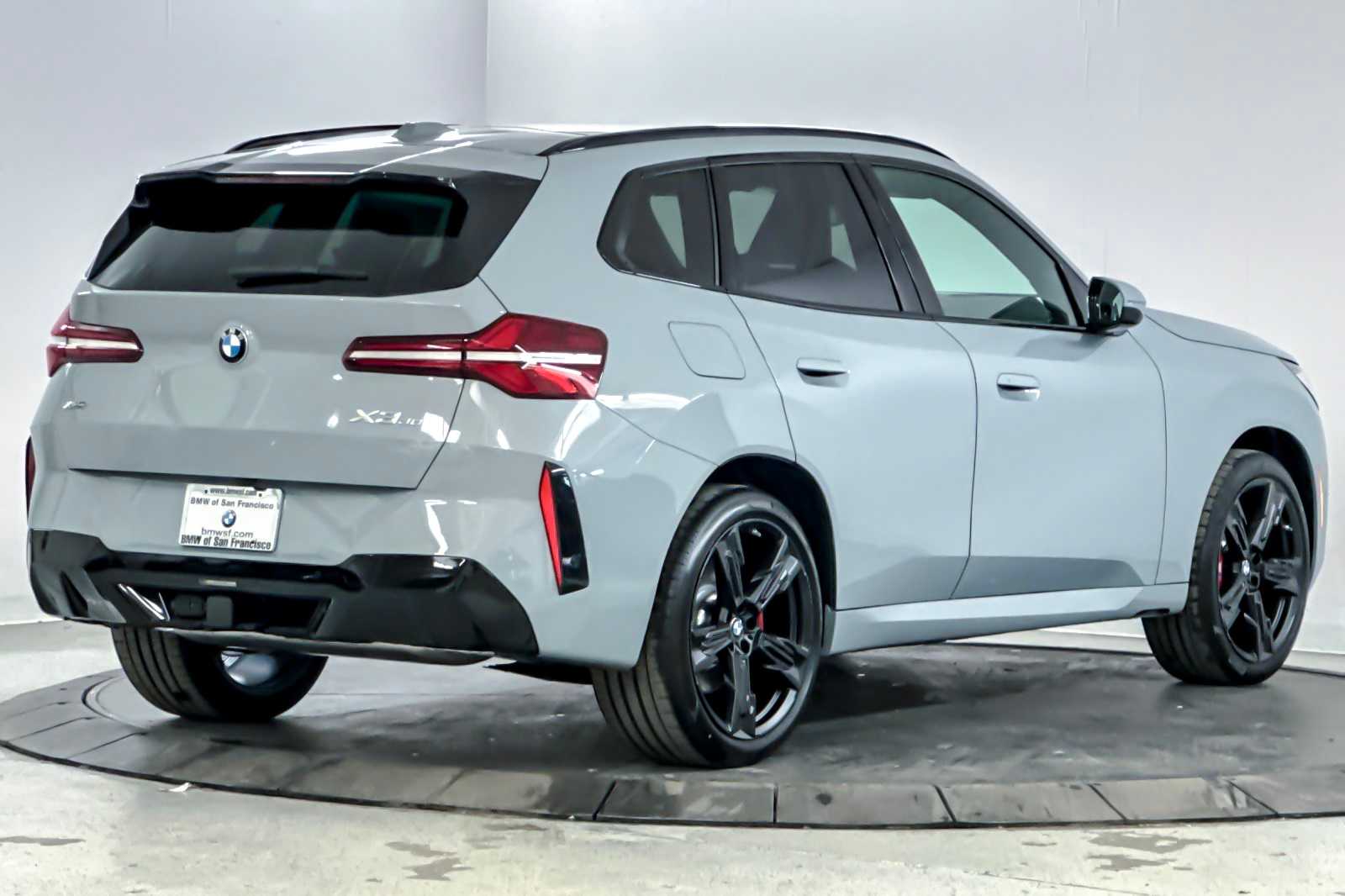 Thumbnail: 2026 BMW X3 - 2